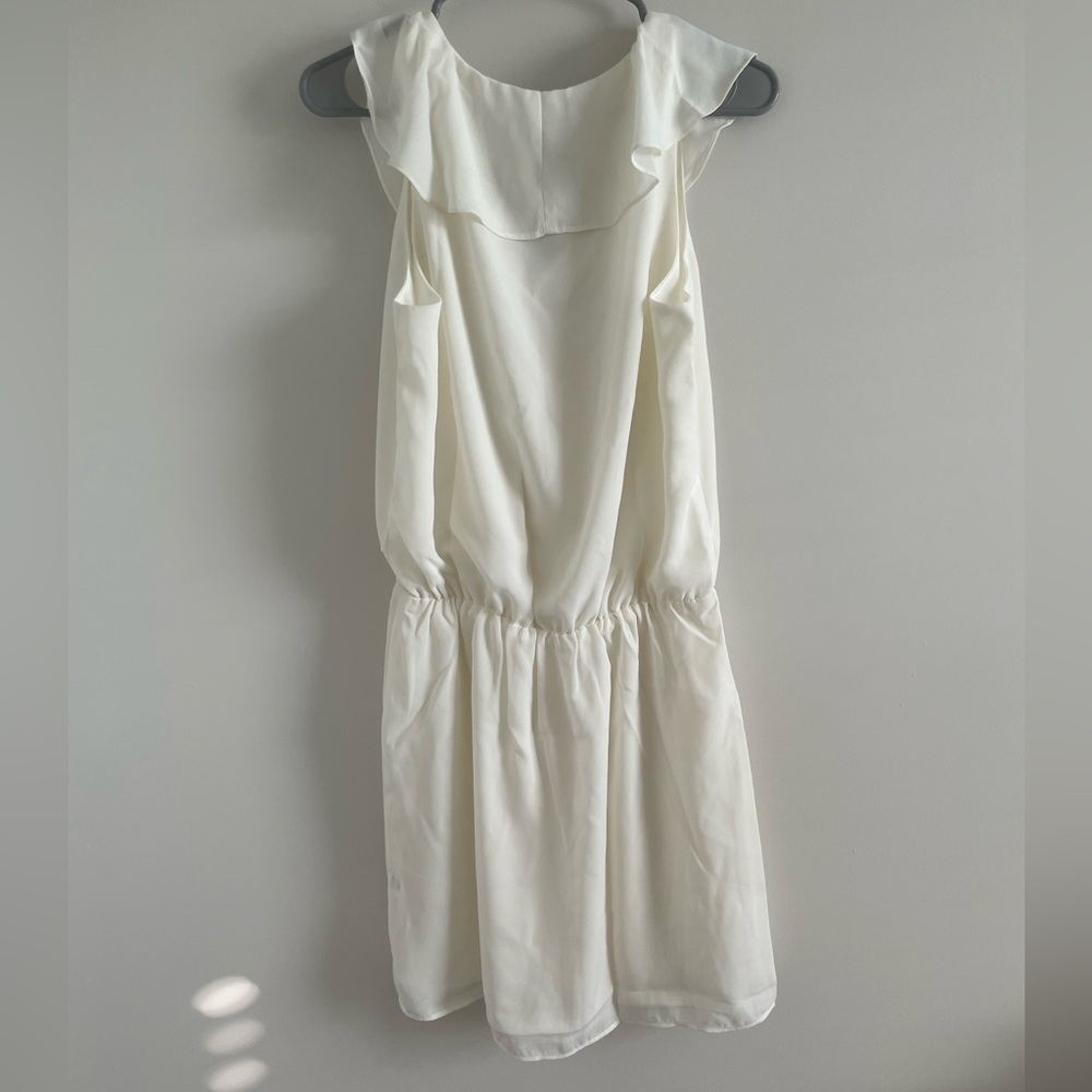 Presley Ruffle Neck Mini Size Large - Picture 6 of 6